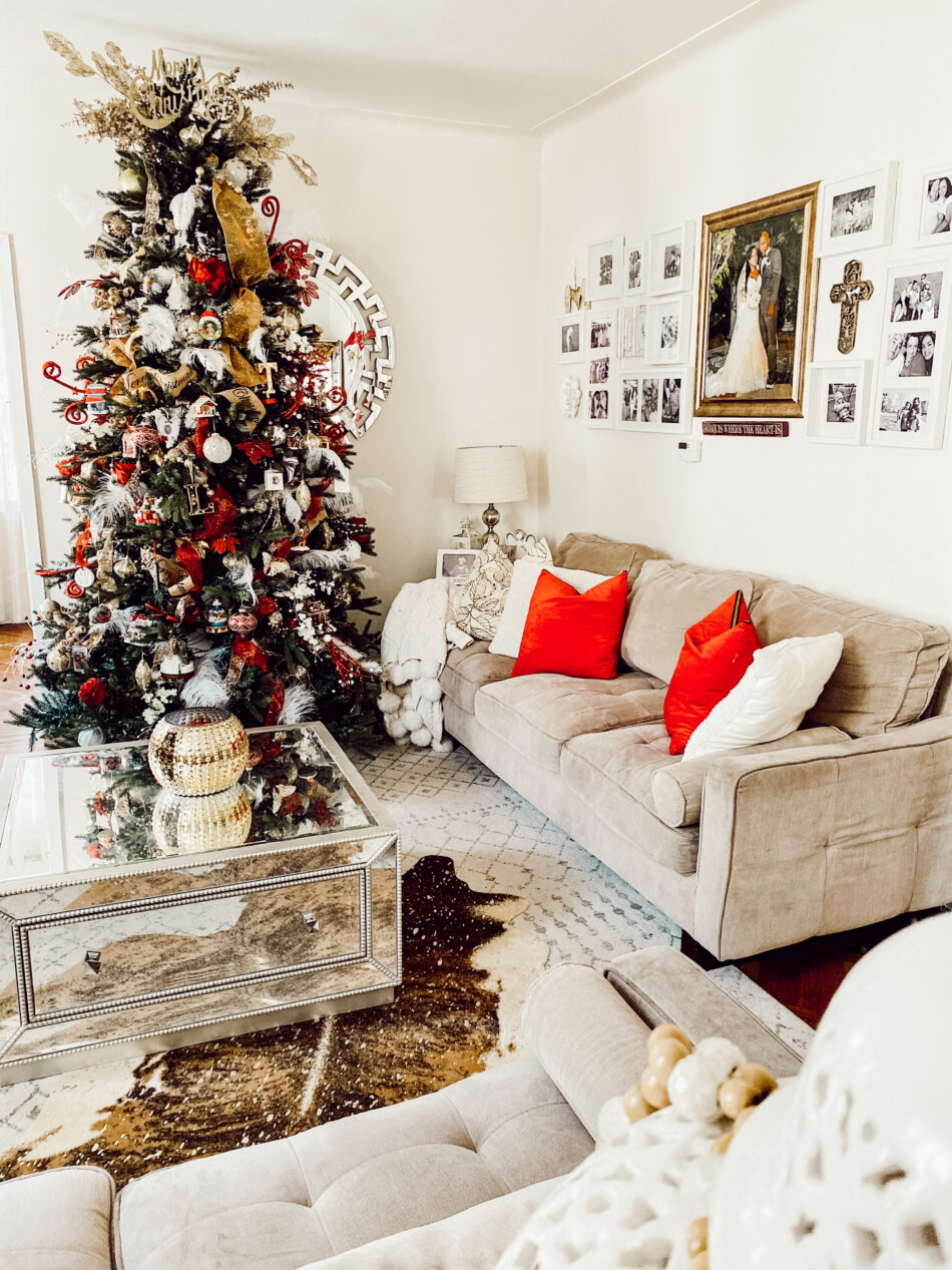 My Christmas Decor • Glittered Lovely